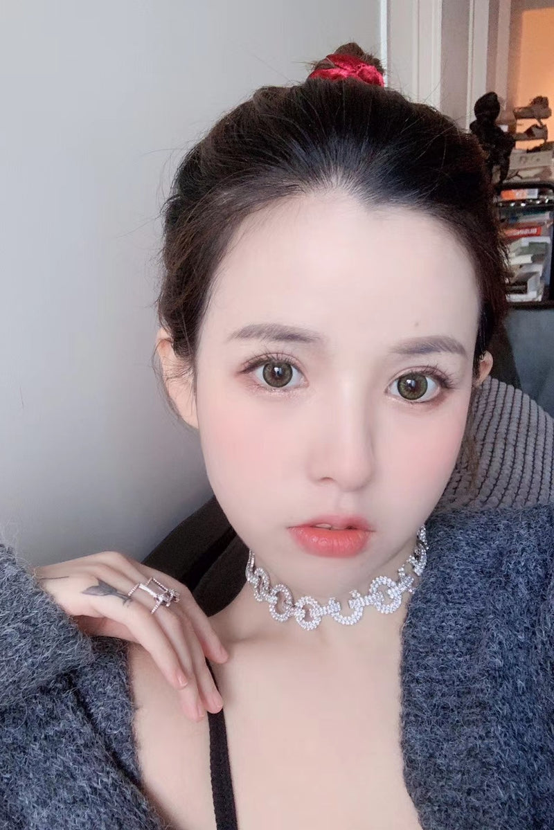 精致连串结choker